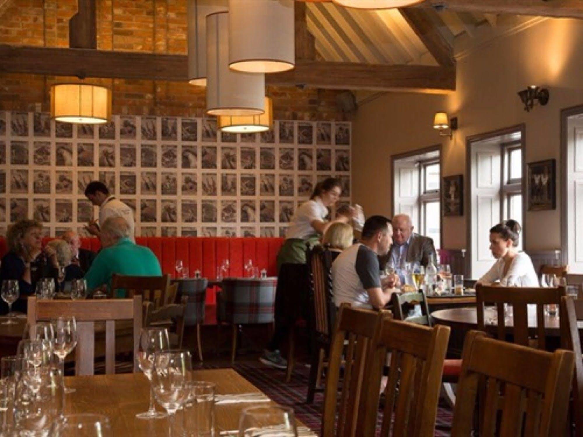 The Carnarvon Arms Ξενοδοχείο Νιούμπερι Εξωτερικό φωτογραφία